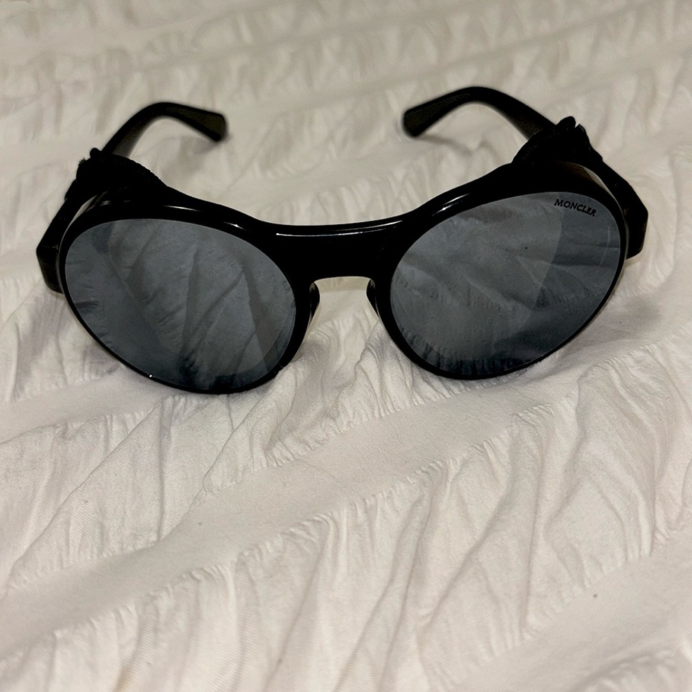 Moncler Black Sunglasses